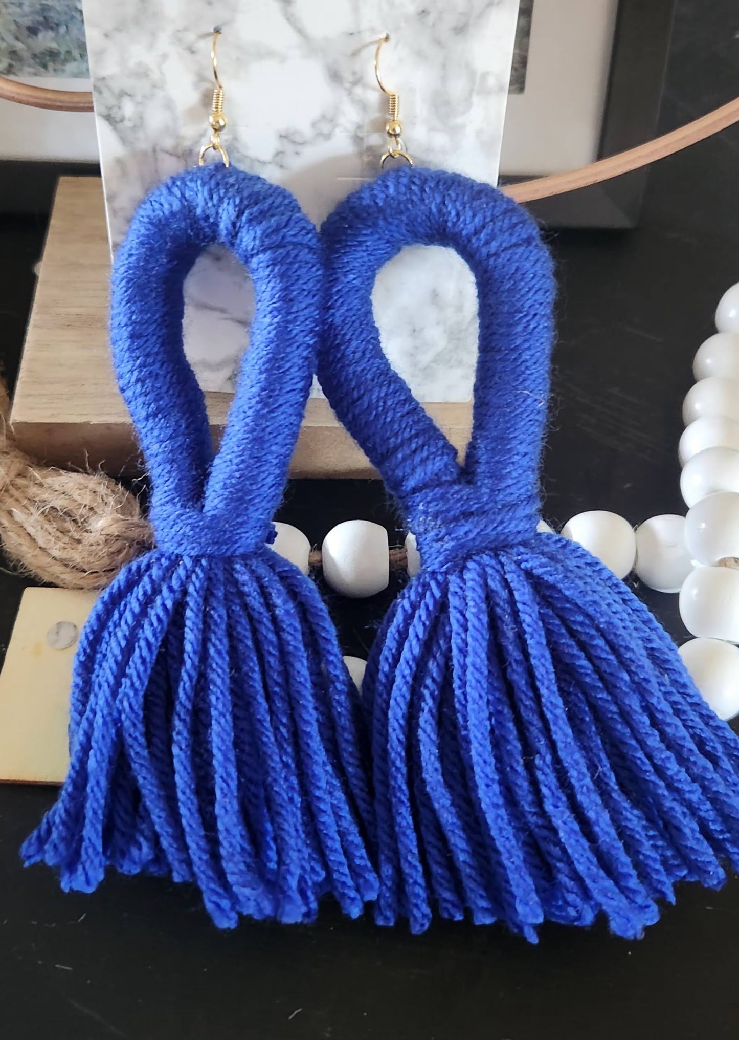Keyhole Loop Statement Tassels