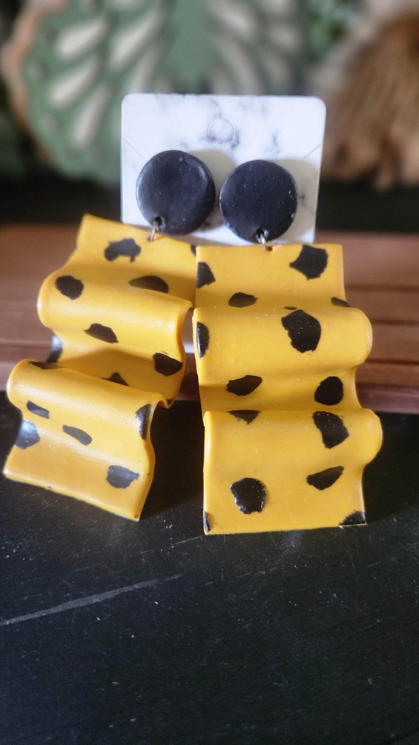 Cheetah Print Wavy Dangle Earrings