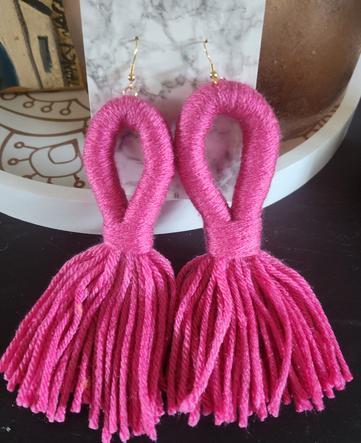 Keyhole Loop Statement Tassels